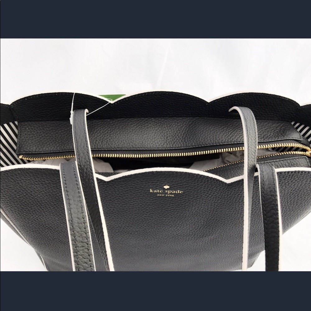 Gaby’sBags👜💕- NWT Kate Spade Black LG Tote - Picture 4 of 8